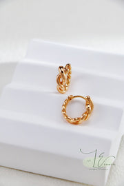 Minimalist Twisted Hoop Earrings | 925 Sterling Silver | 18K Fine Gold