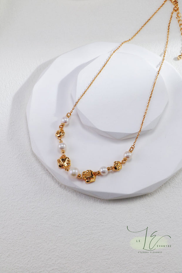 Irregular Gold Molten Fluid Bead with Freshwater Pearl Necklace | 18K Fine Gold