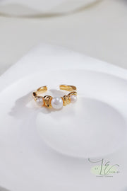 Irregular Molten Design & Freshwater Pearl Open Ring | 18K Gold