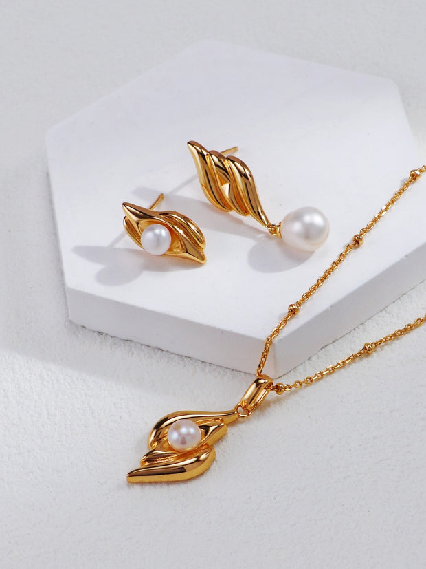 Asymmetrical Fluid Design Freshwater Pearl Necklace | 925 Sterling Silver | 18K Fine Gold