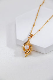 Asymmetrical Fluid Design Freshwater Pearl Necklace | 925 Sterling Silver | 18K Fine Gold