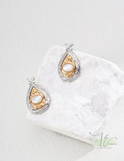 Teardrop Frame with Mother of Pearl / Lapis Lazuli Earrings | 925 Sterling Silver | 18K Fine Gold